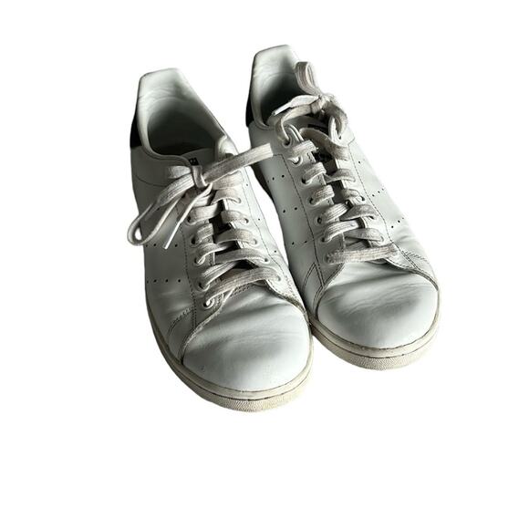 Adidas Stan Smiths sneakers size 9‎ |white and navy blue - Picture 1 of 6